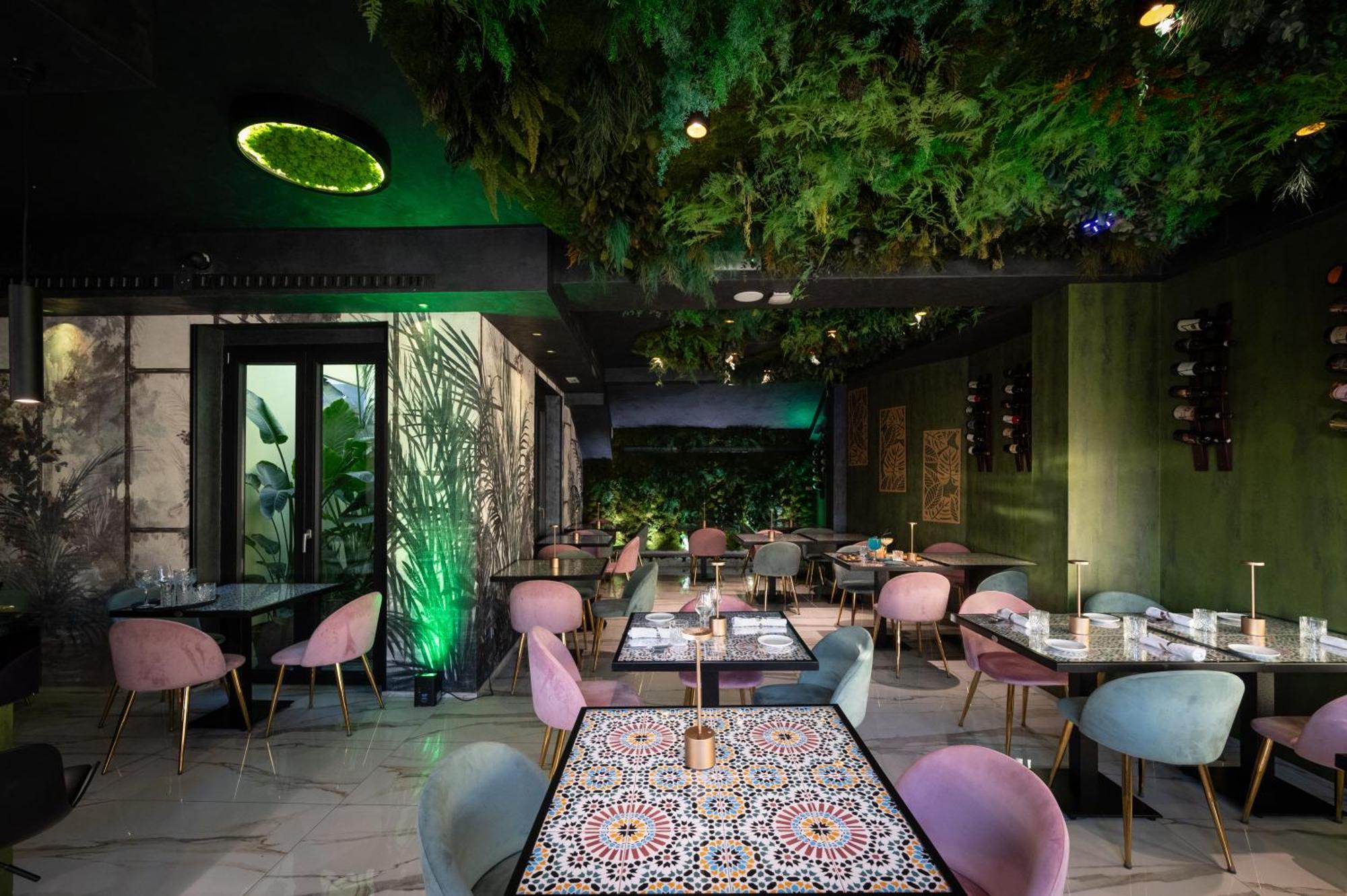 Hotel Caravita