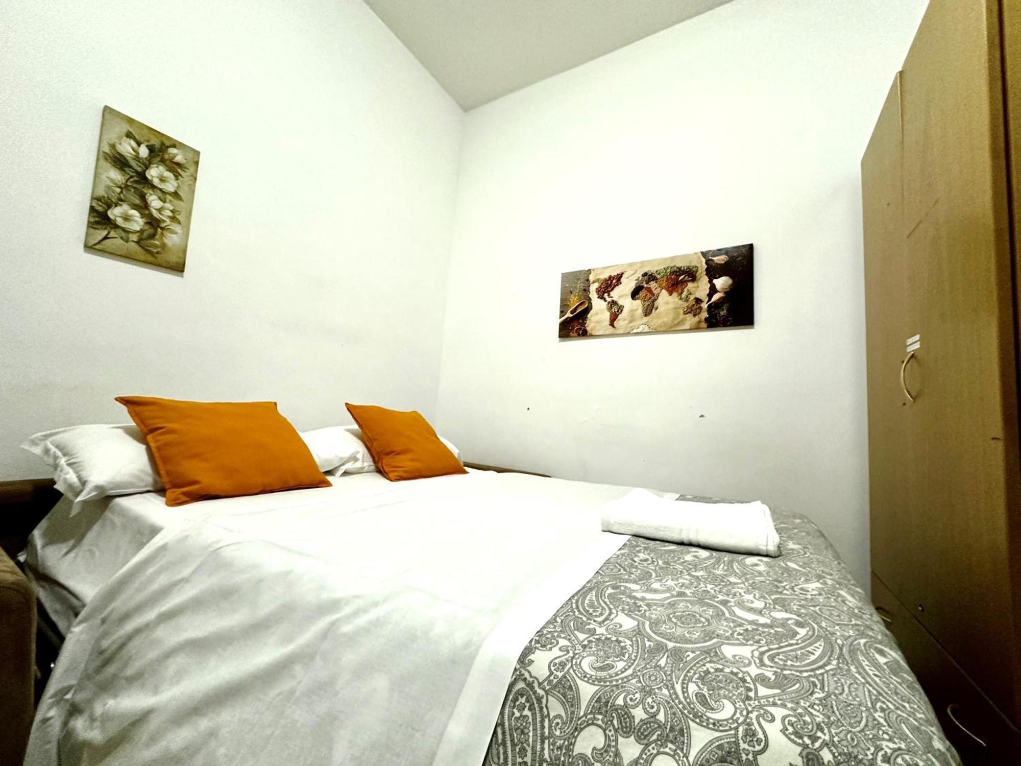 Apartment 4 Bed Luxury Near Colosseum