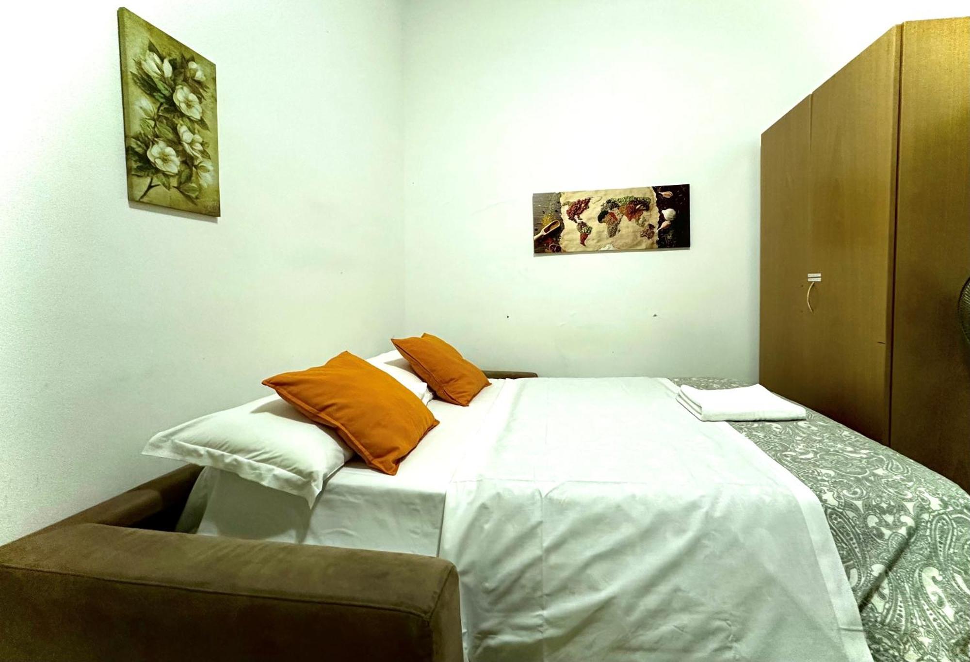 4 Bed Luxury Near Colosseum Appartement