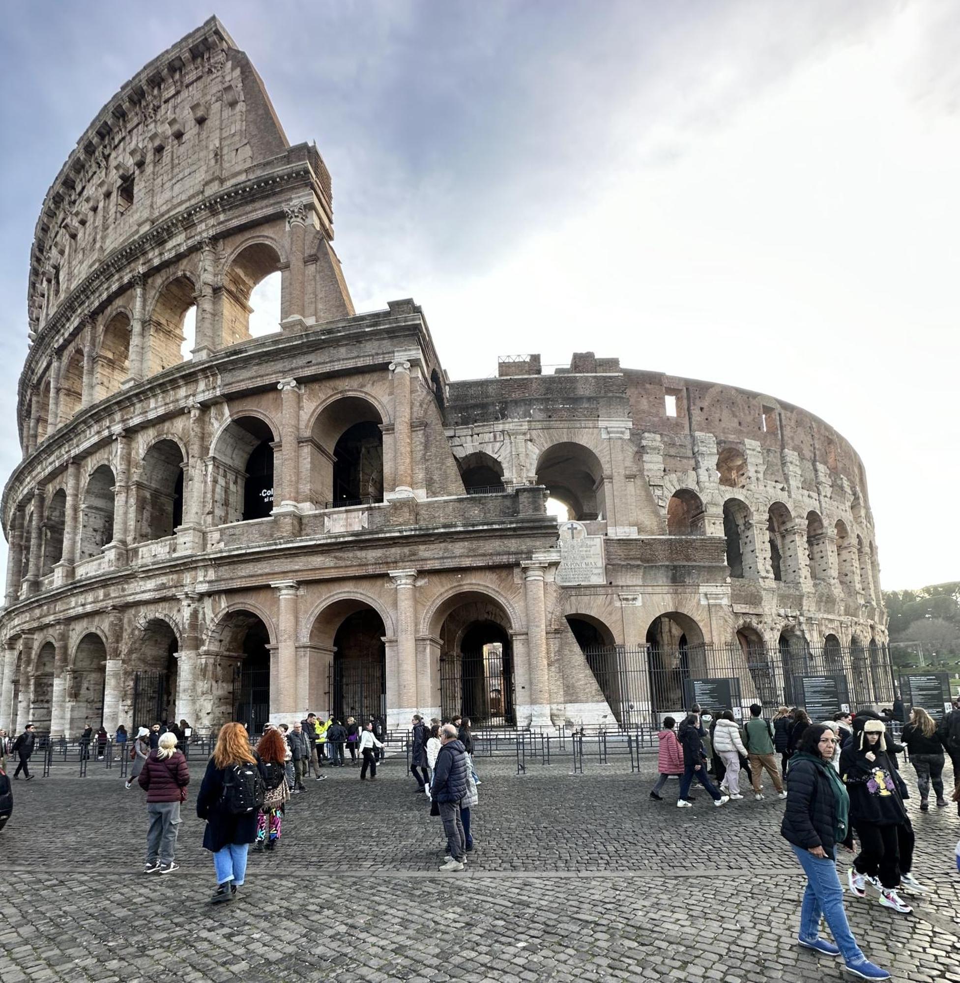 4 Bed Luxury Near Colosseum Rome