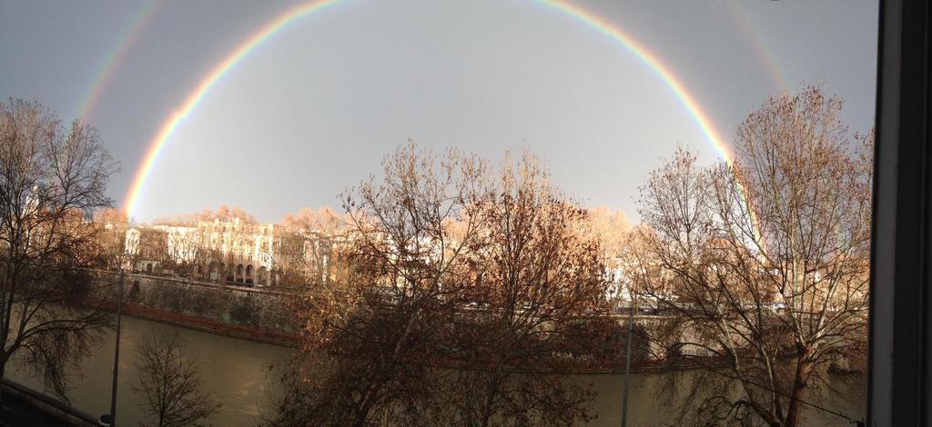 Over The Tiber Loft Apartment Rome