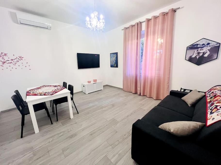 Apartment Per 4 Persone A Garbatella - My Garba *