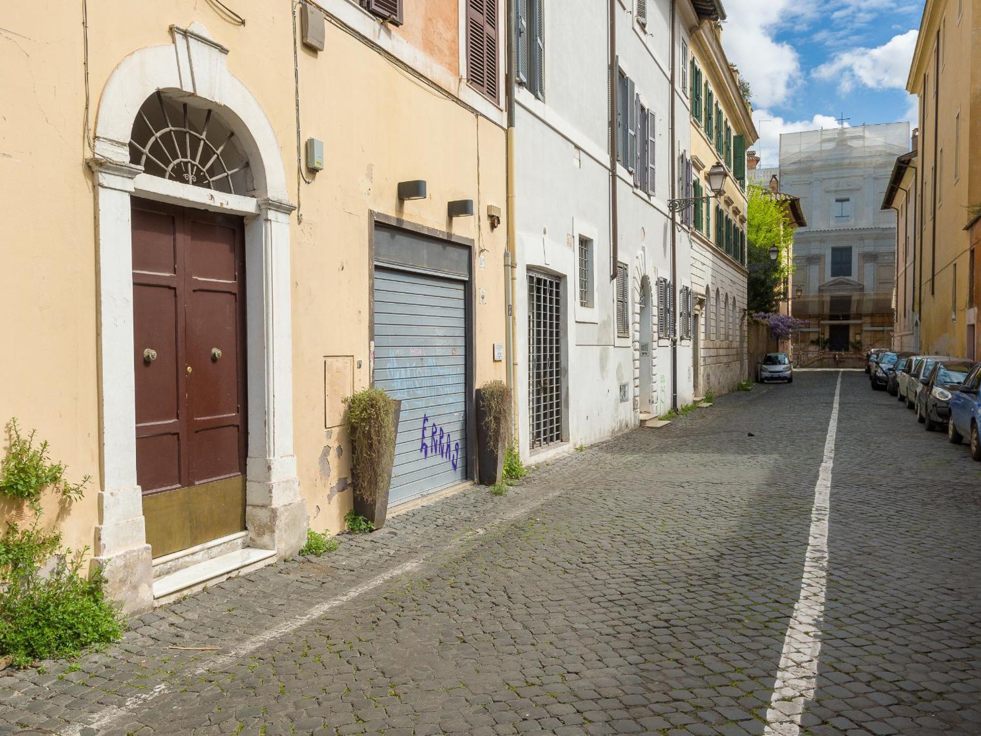 Appartement Sales In Trastevere *