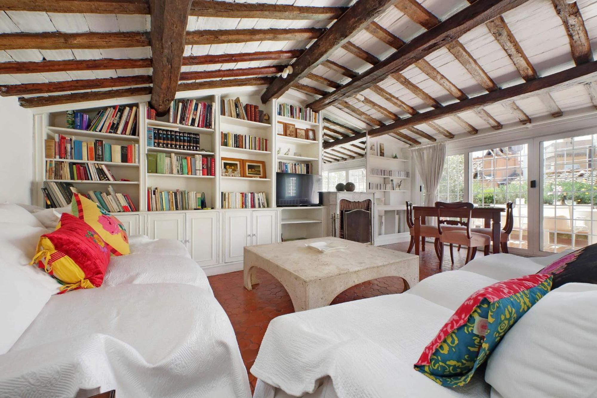 Magical Navona Duplex With Terrace By Halldis