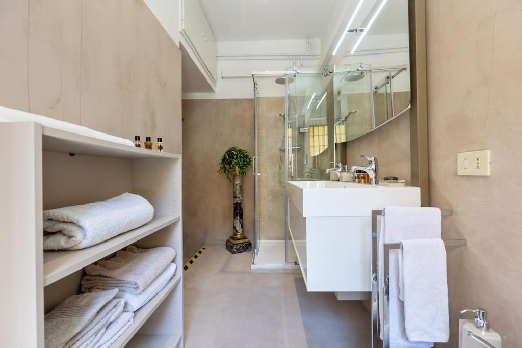 Luxurious Of The Antiquarian At Spanish Steps