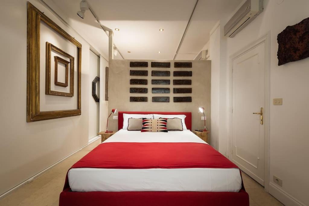 Apartment Luxurious Of The Antiquarian At Spanish Steps Rome