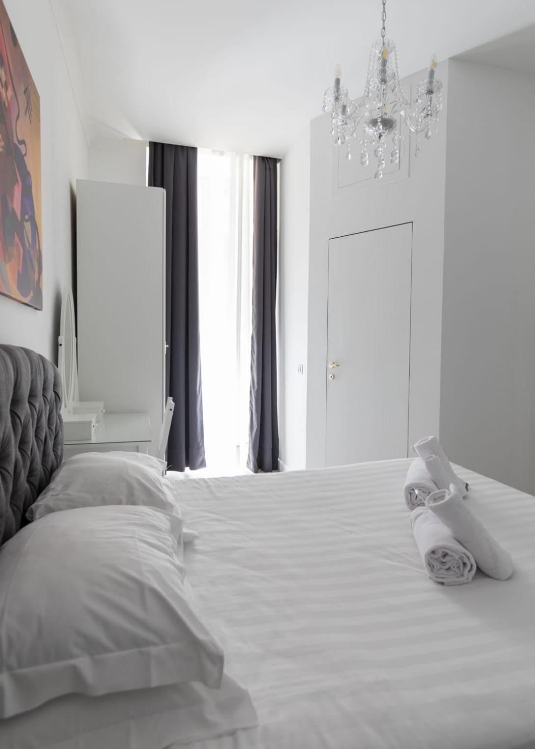 Fcr Gracchi Vatican Apartment *
