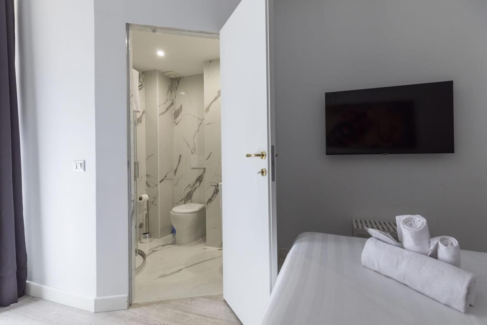 Fcr Gracchi Vatican Apartment *