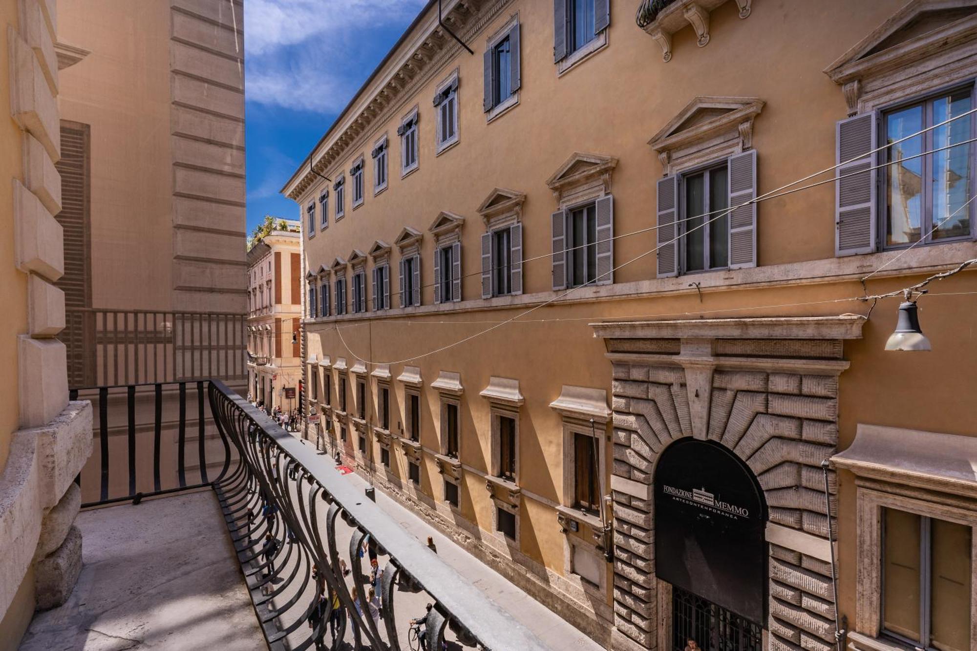 Goldoni 47 Gasthuis Rome