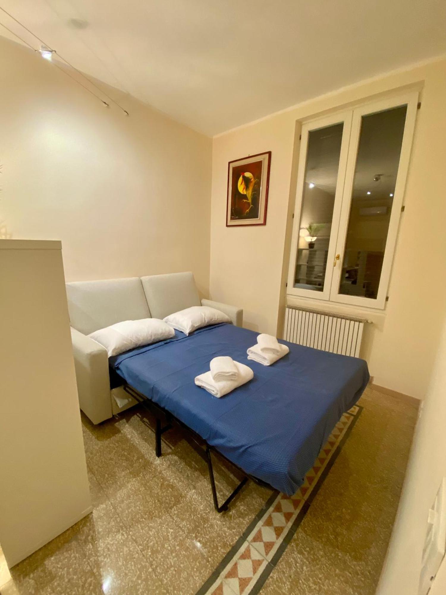 Red House Trastevere San Pietro Bambin Gesu Sant Onofrio Apartment Rome