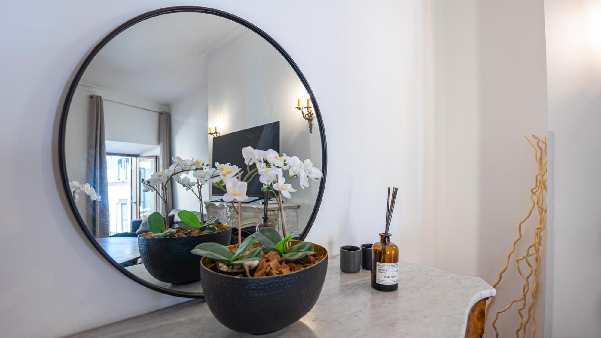Piazza Navona Elegant And Three-room Appartement