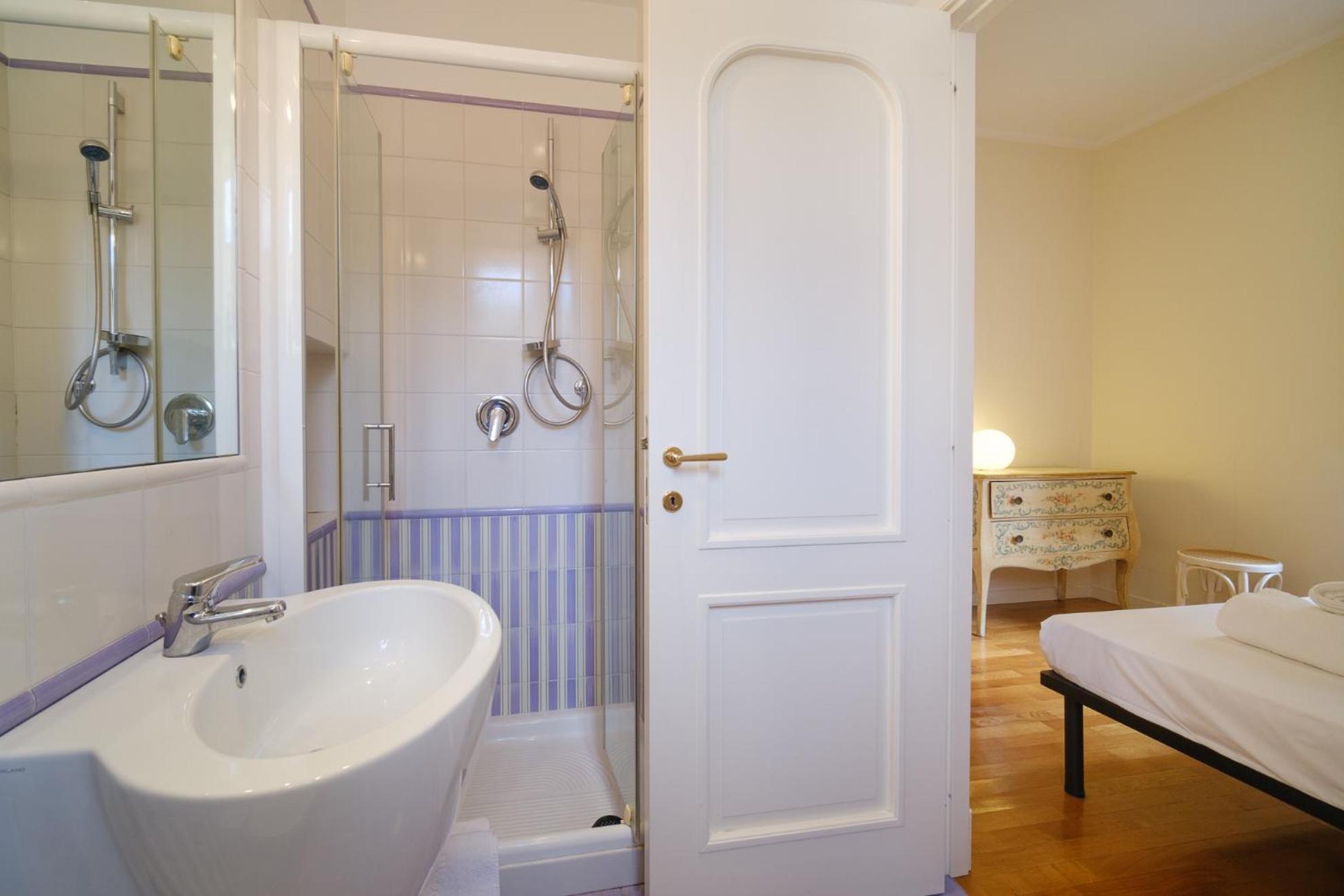 Elisa's Trevi Fountain Buddyrent Appartement Rome