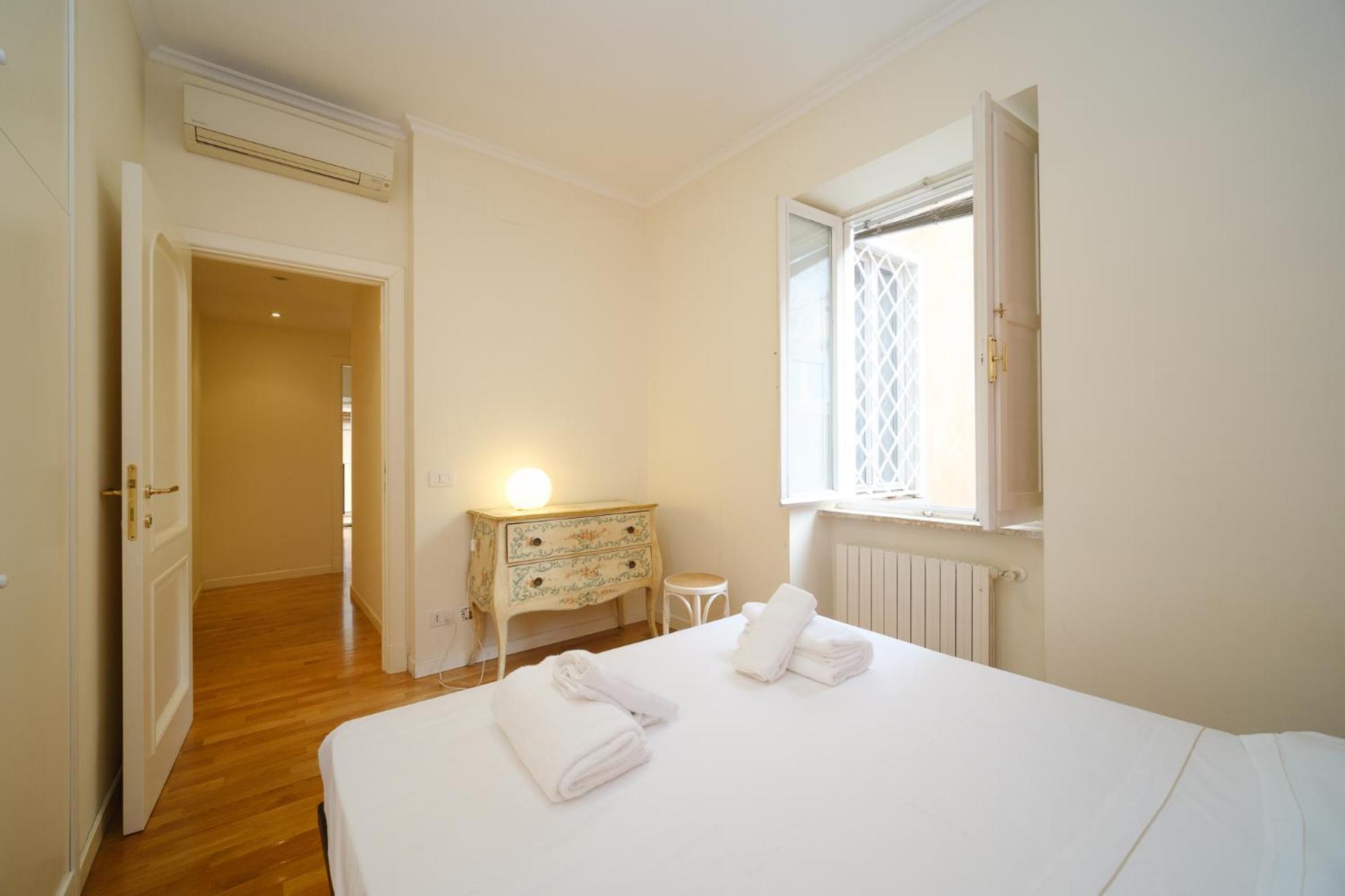 Appartement Elisa's Trevi Fountain Buddyrent
