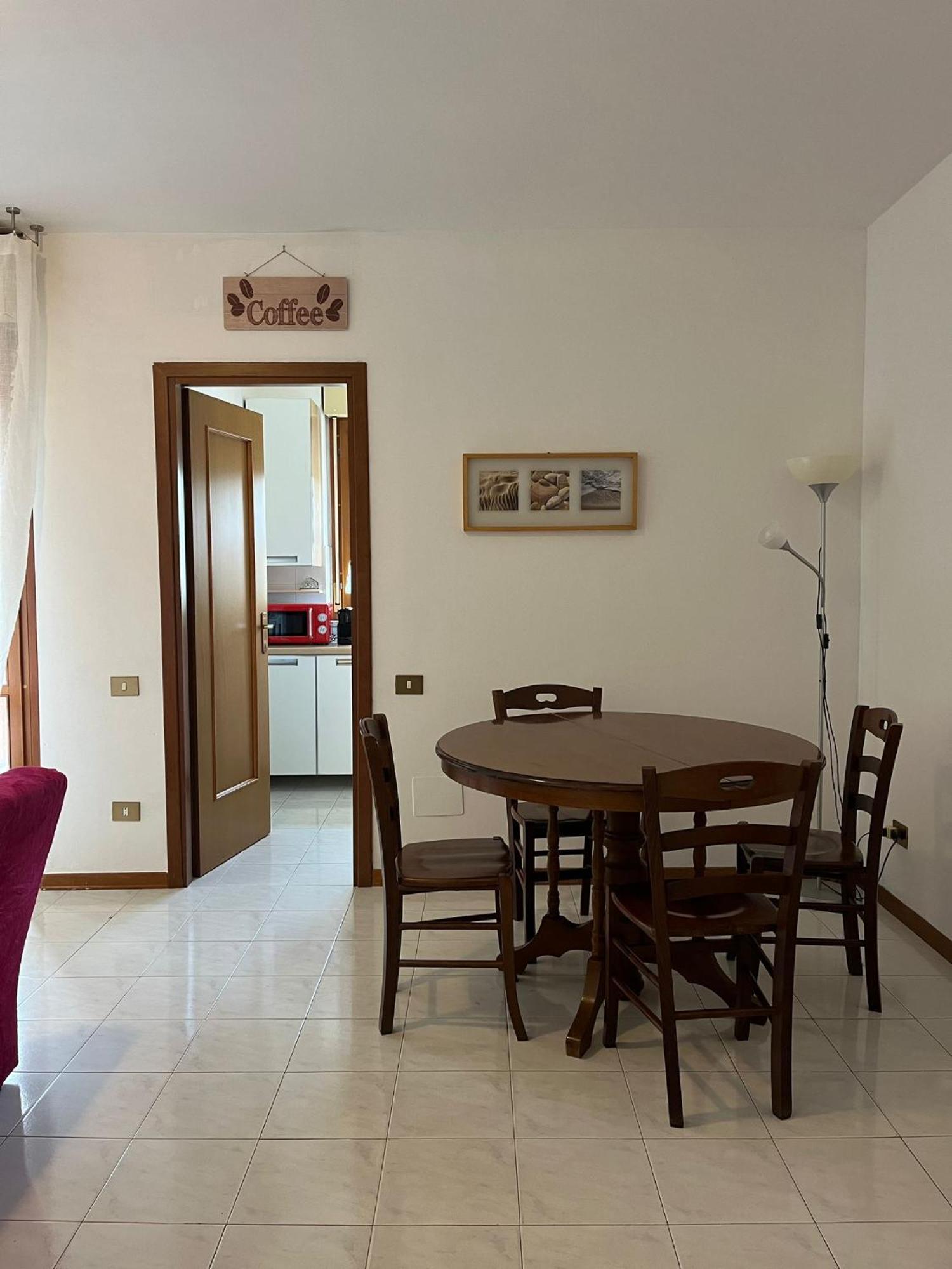 Pretty House Apartment