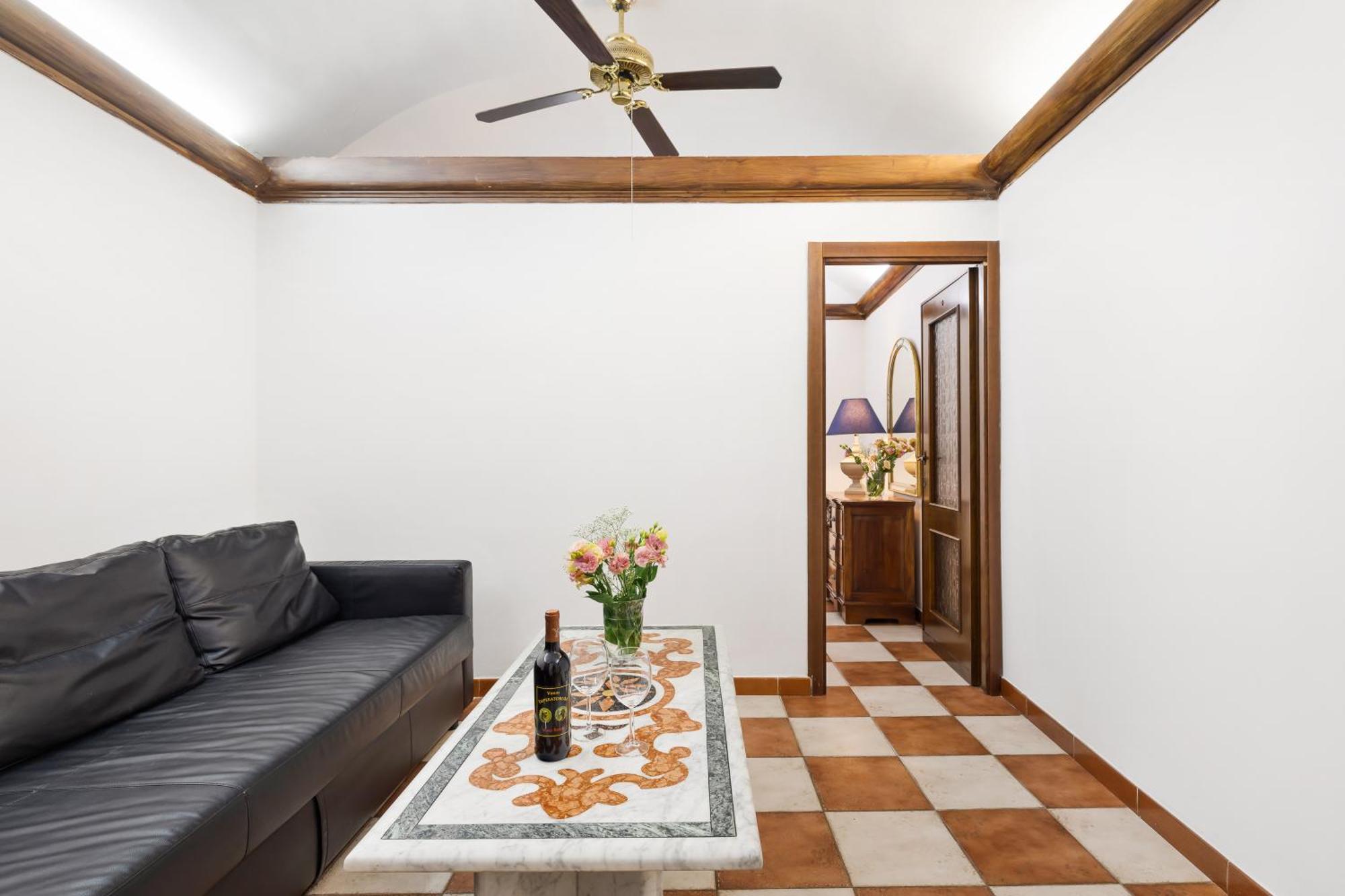 Campitelli 9 - Loft In Ancient Apartment Rome