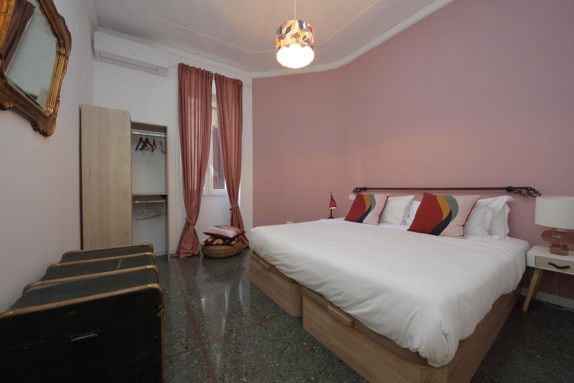 Ych-vintage Flat Near San Giovanni Appartamento