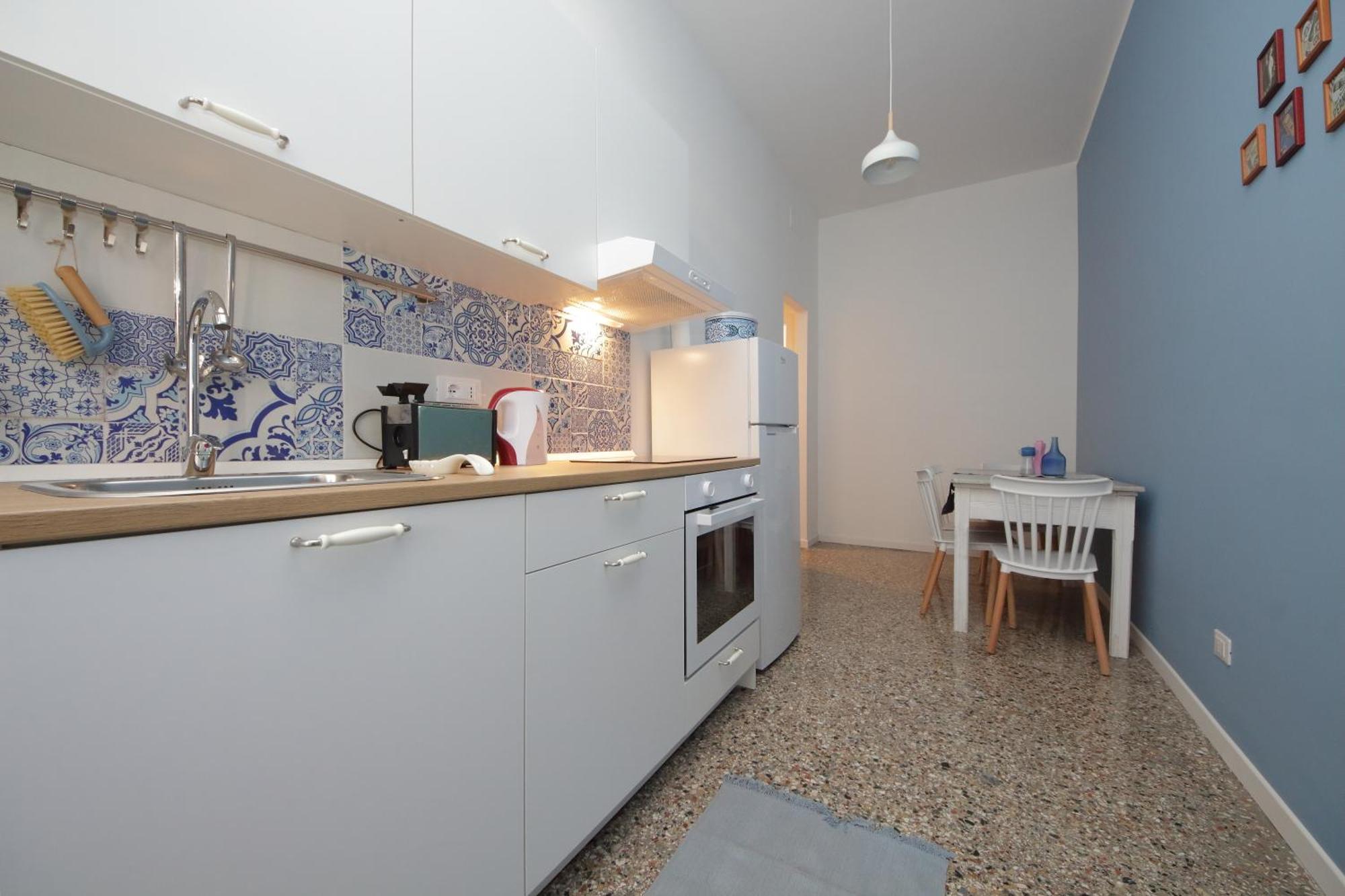 Ych-vintage Flat Near San Giovanni * Roma