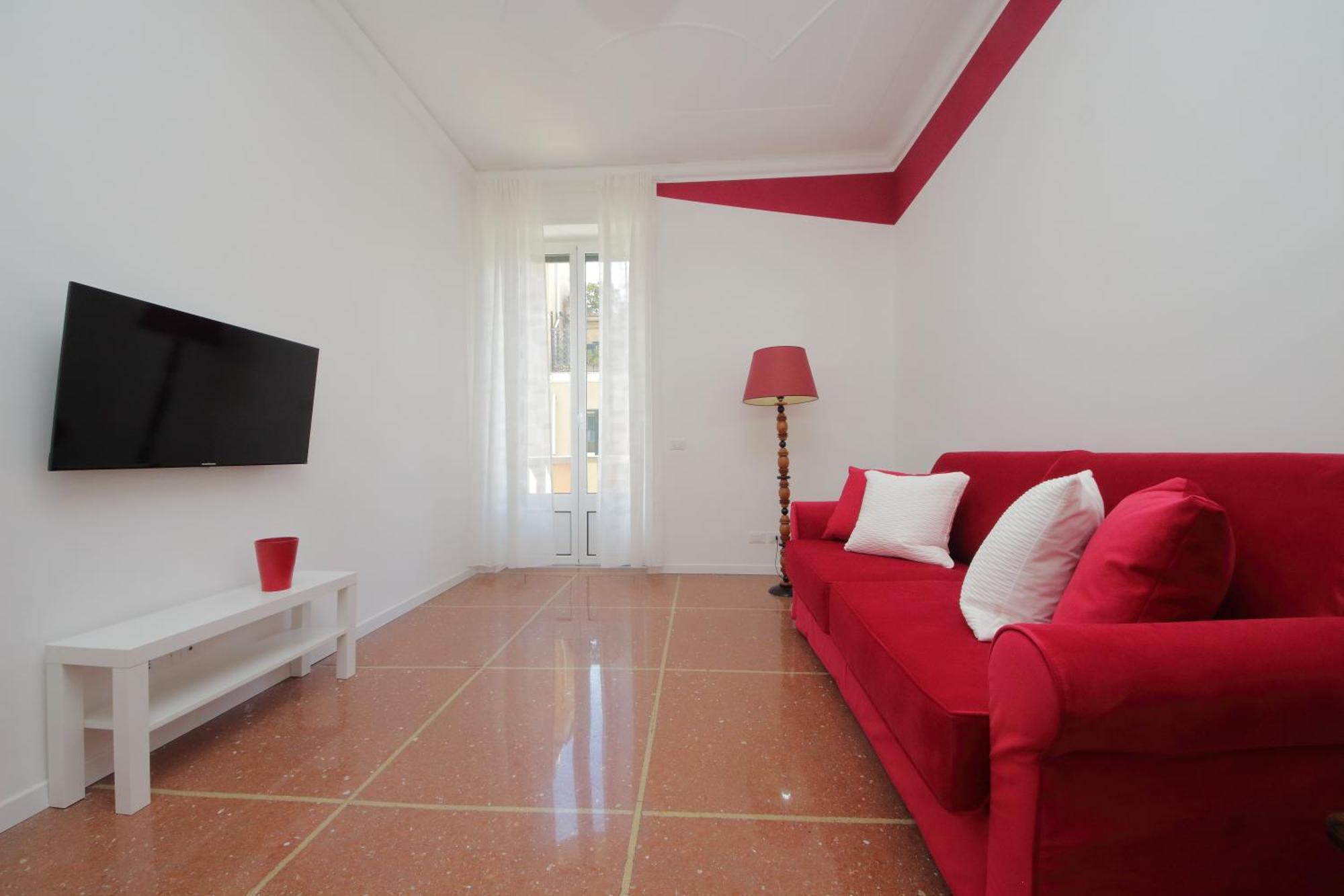 Appartamento Ych-vintage Flat Near San Giovanni *