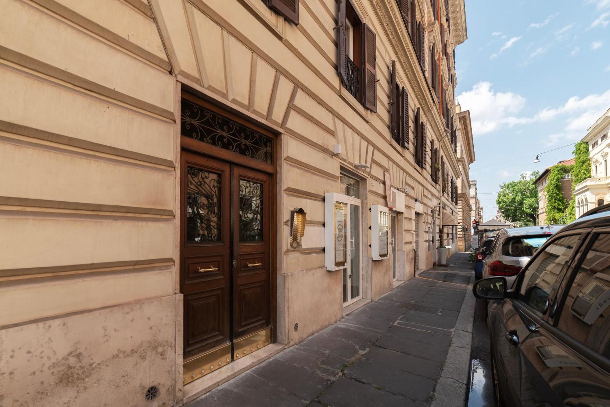 Huge & Cozy Apartment Rome