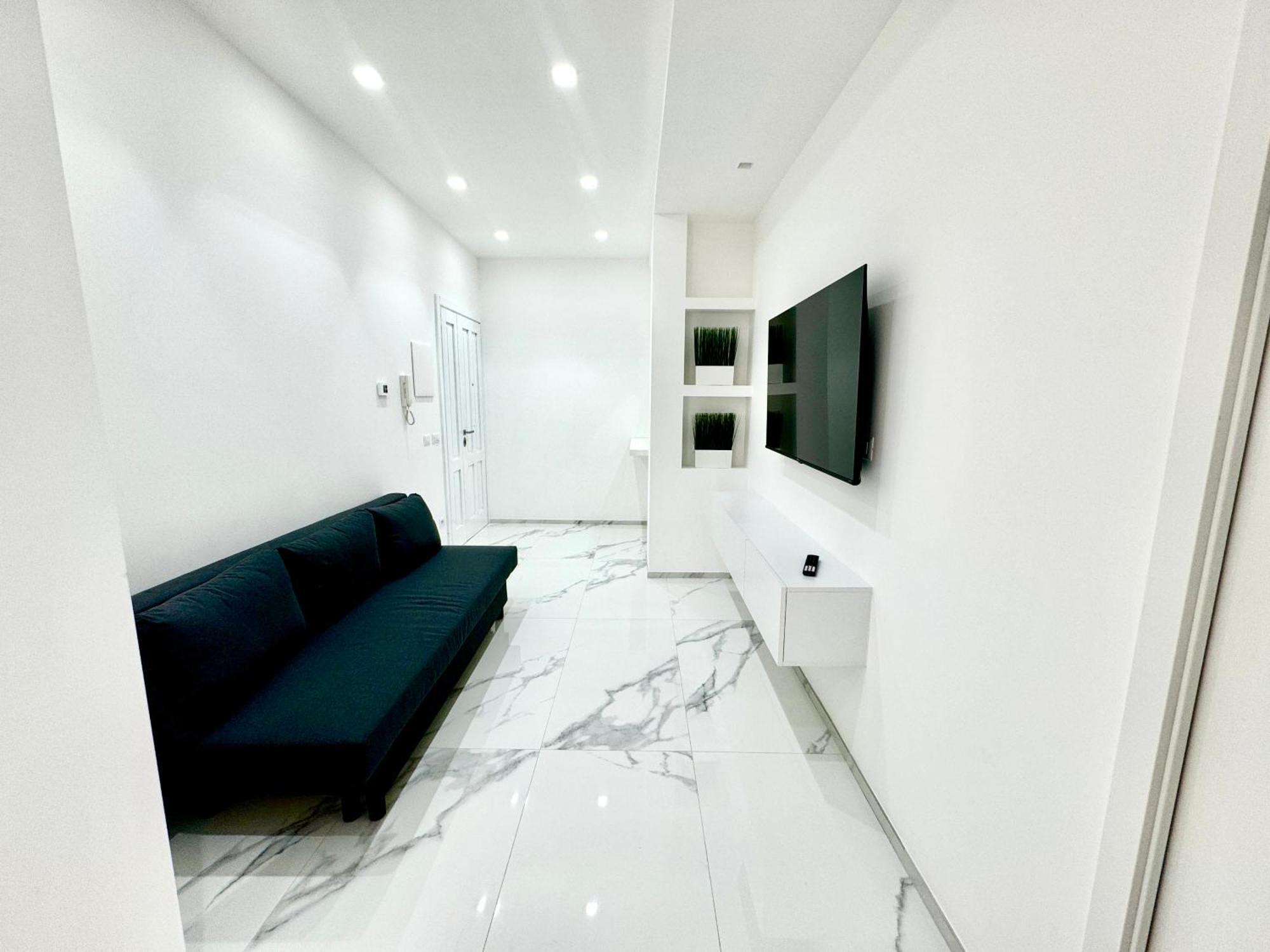 Licheni R-home * Rome
