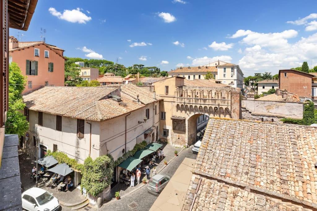Casa Garibaldi, A Burghesius Apartment Rome