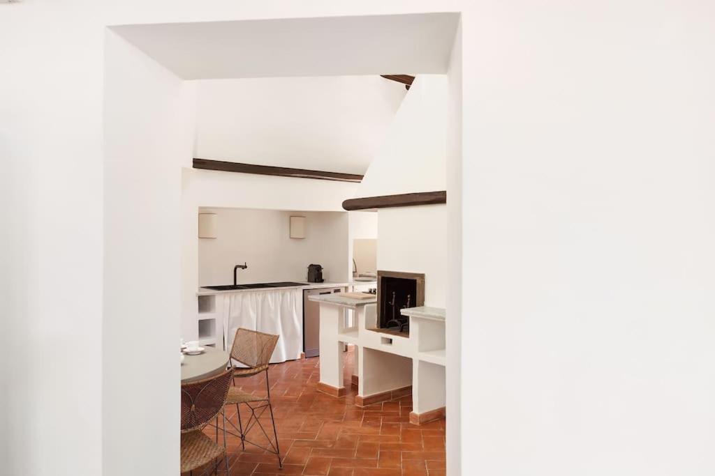Casa Garibaldi, A Burghesius *