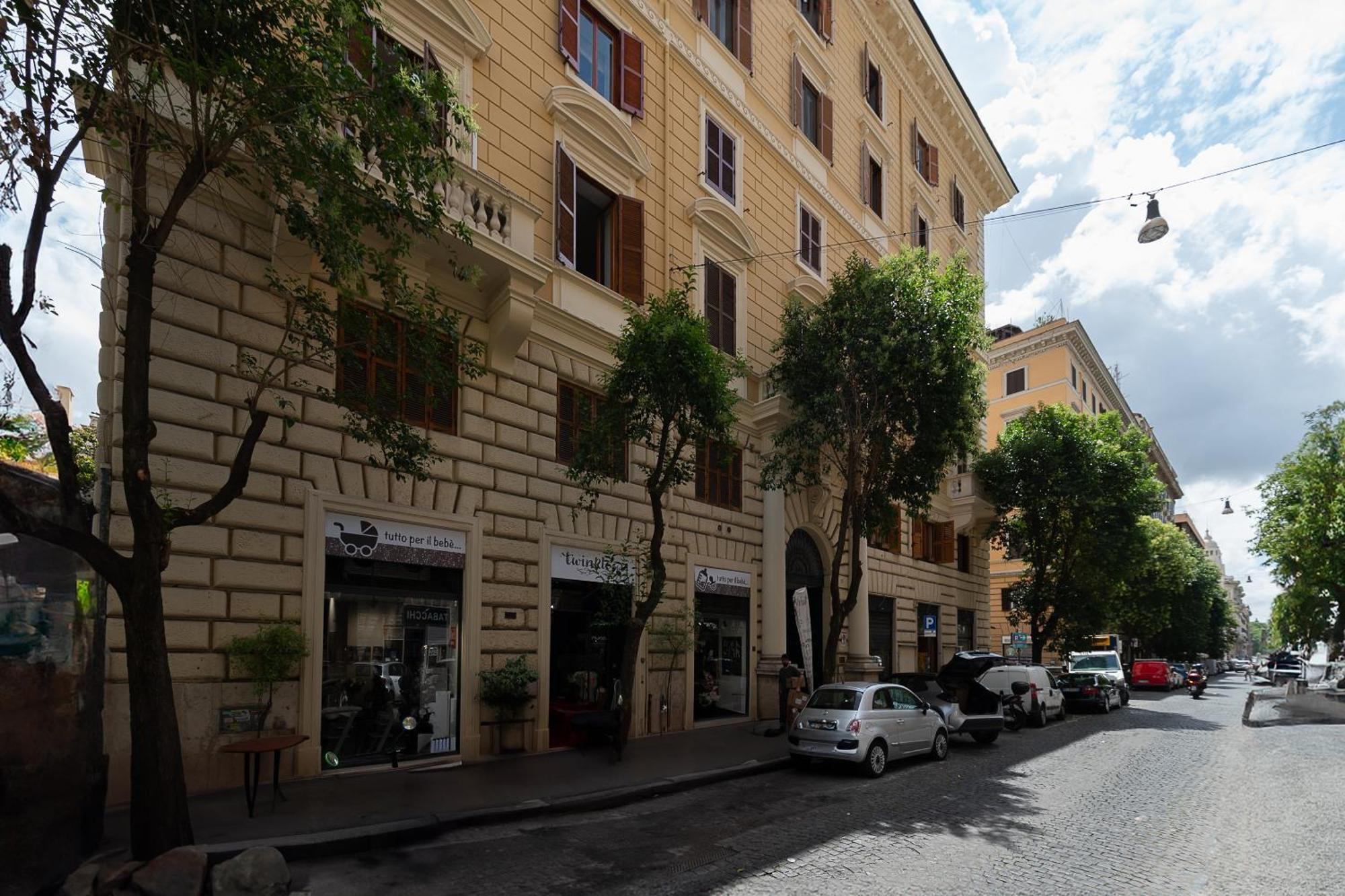 Casa Lucrezio Saint Peter's Roma