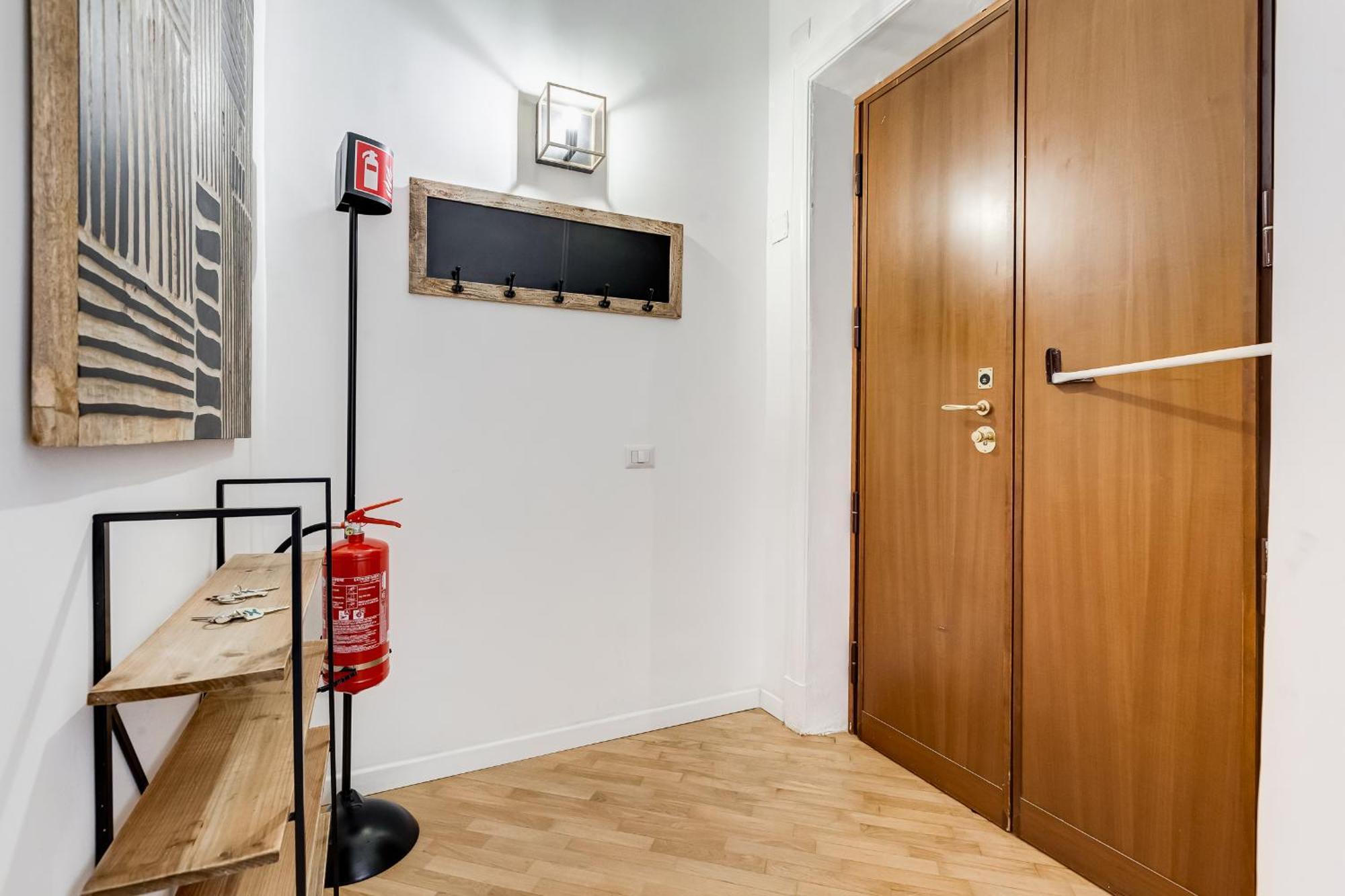 Bmga L Gracchi Lux Lovely 3bdr Apartment Rome