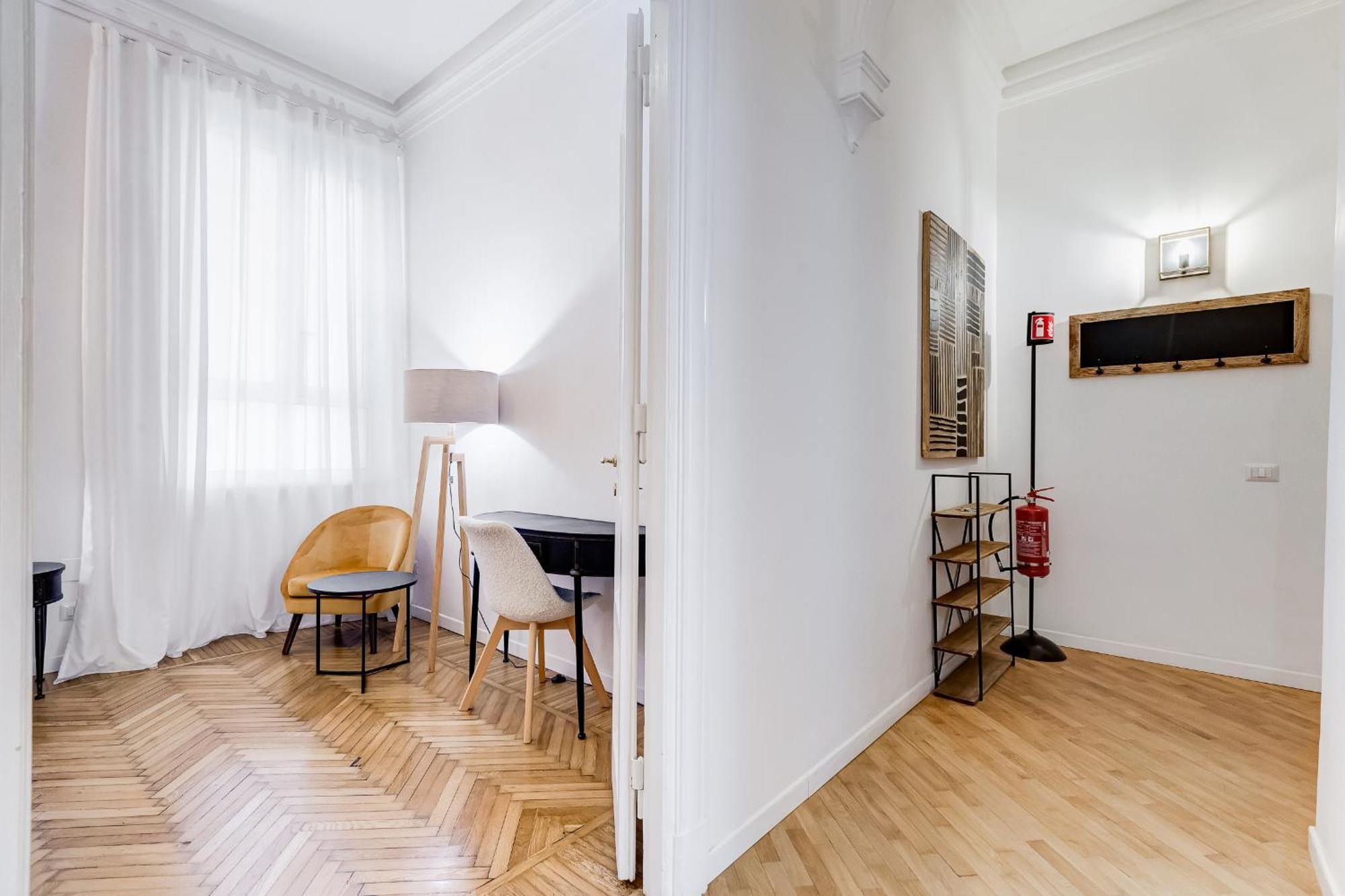 Apartment Bmga L Gracchi Lux Lovely 3bdr Rome