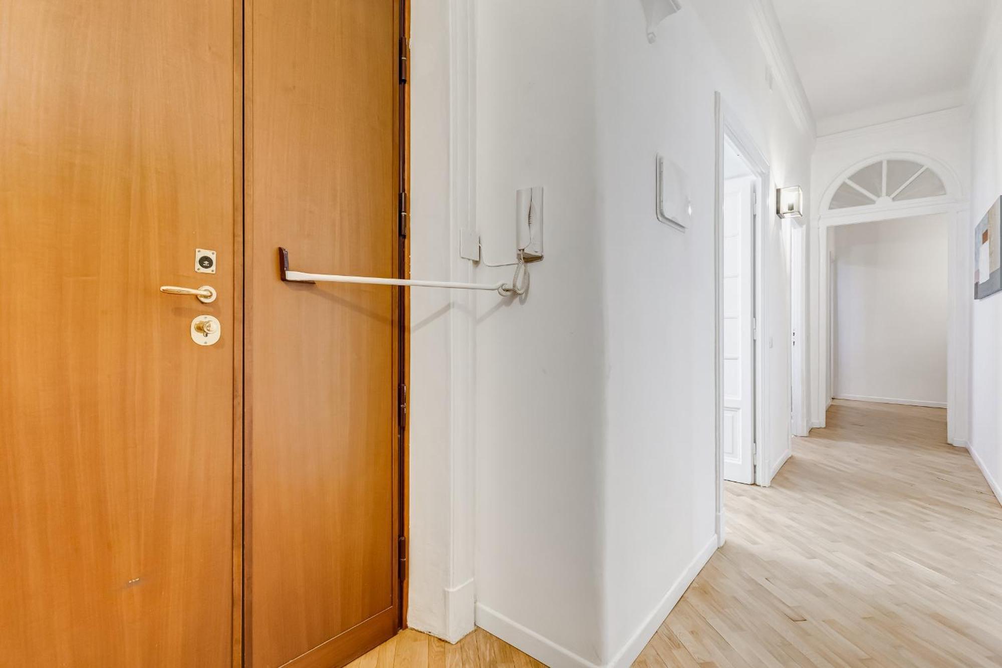 Apartment Bmga L Gracchi Lux Lovely 3bdr *