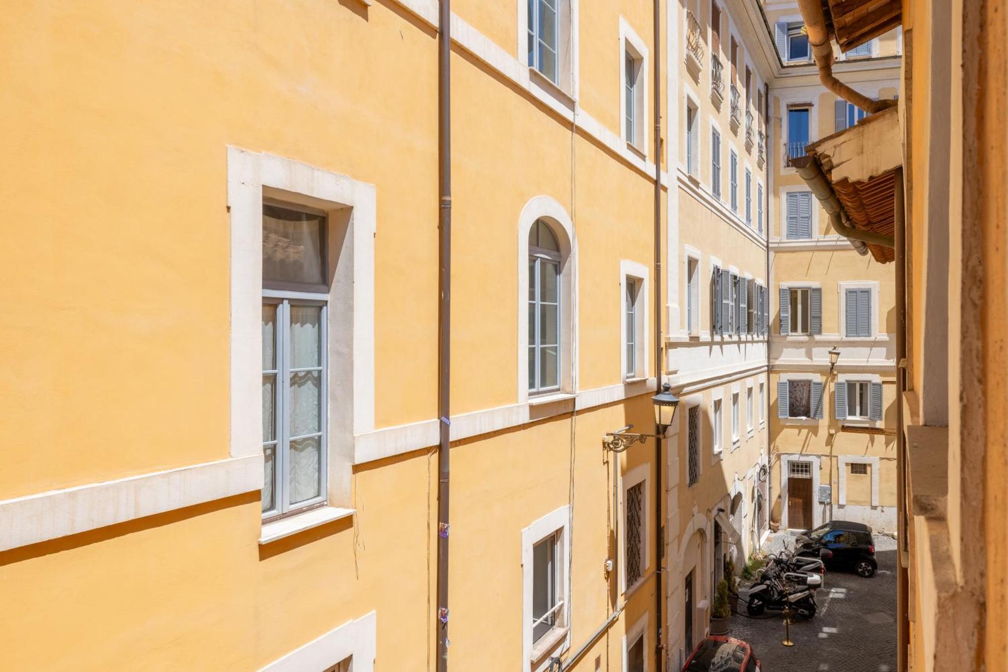 Trevi - Charming Loft Near Trevi Fountain Rome