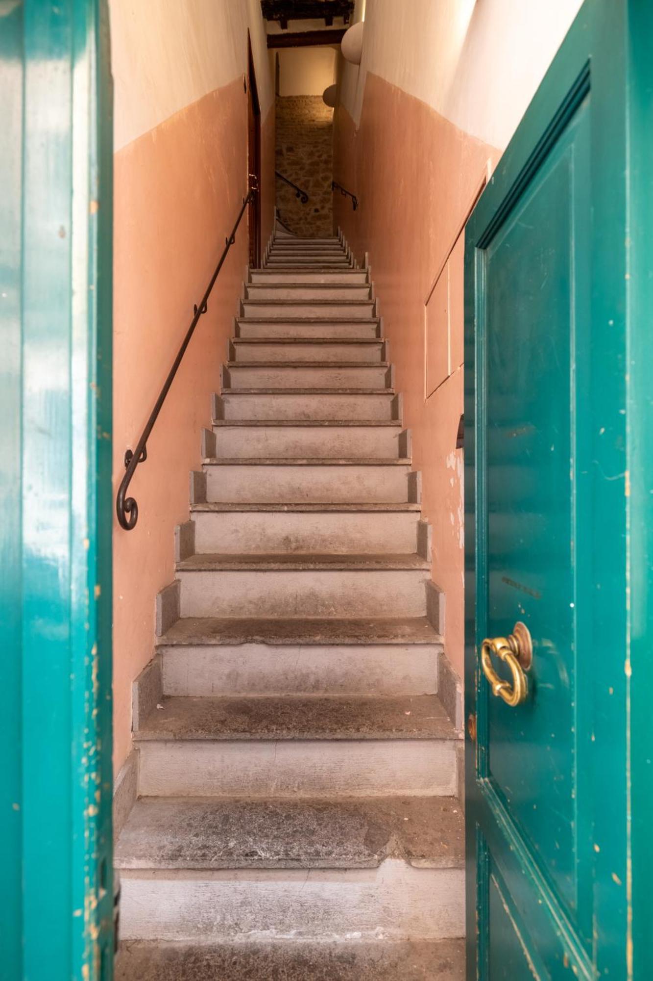 Trevi - Charming Loft Near Trevi Fountain