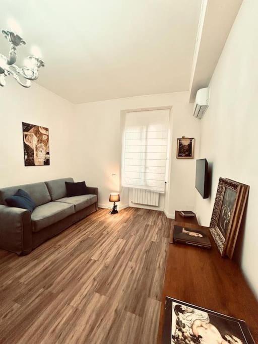 Spazio Di Stile Metro C Mirti Apartment Rome