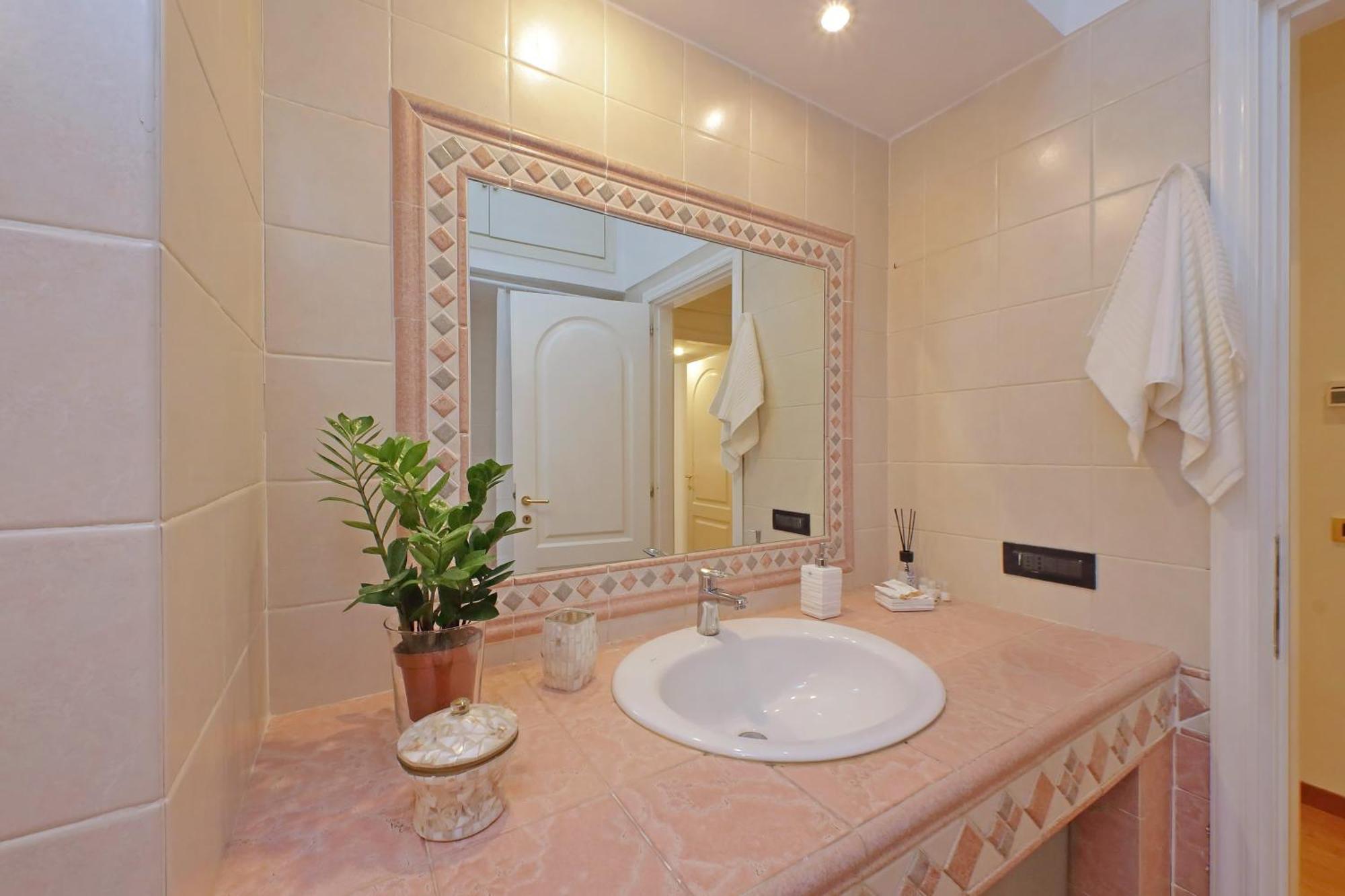 A 10 Minuti Da Fontana Di Trevi - Casa Signorile Apartamento Roma