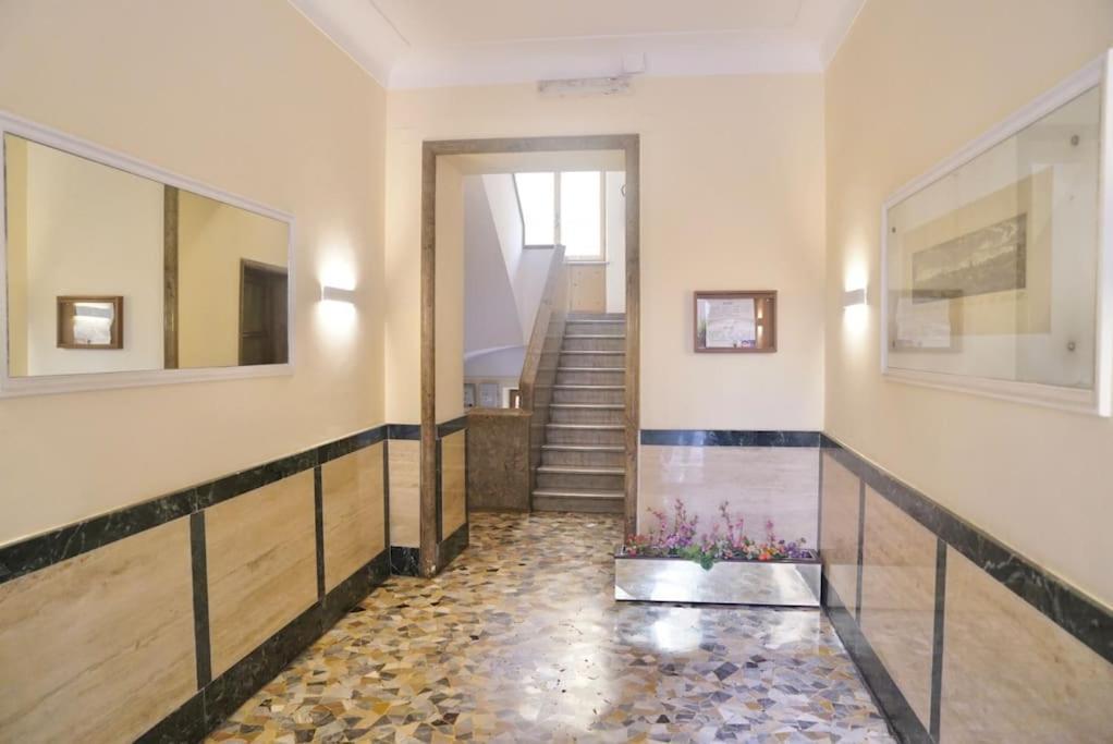 Apartment Domus Piramide Rome