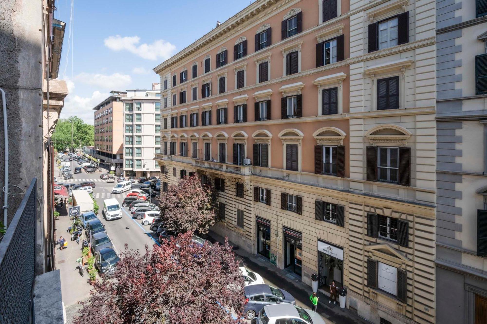 Apartment Palazzo Piazza Cavour-zen62