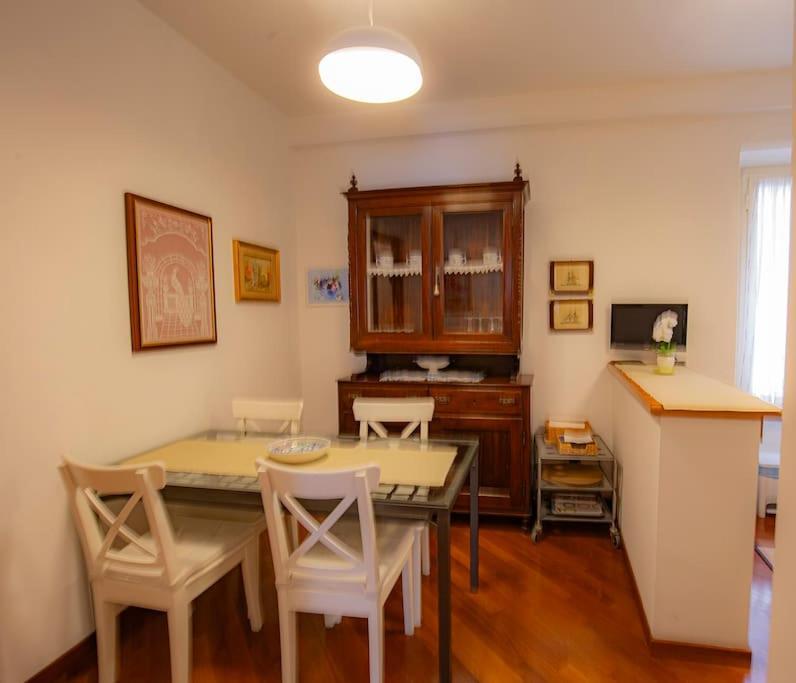 Dimora Al Colosseo, 2 Bedrooms Apartamento *