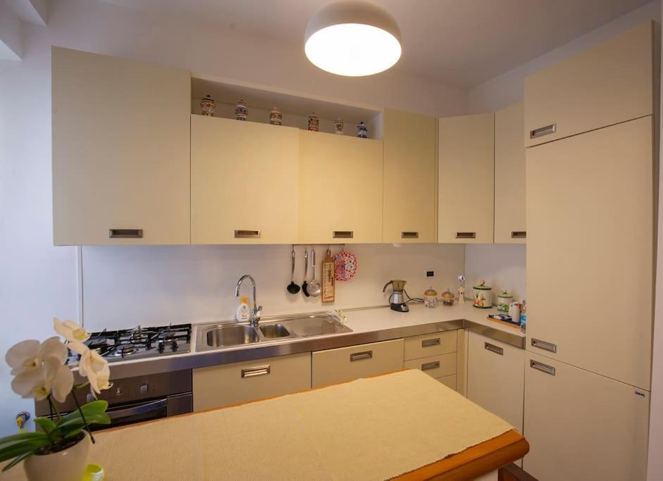 Dimora Al Colosseo, 2 Bedrooms Apartamento