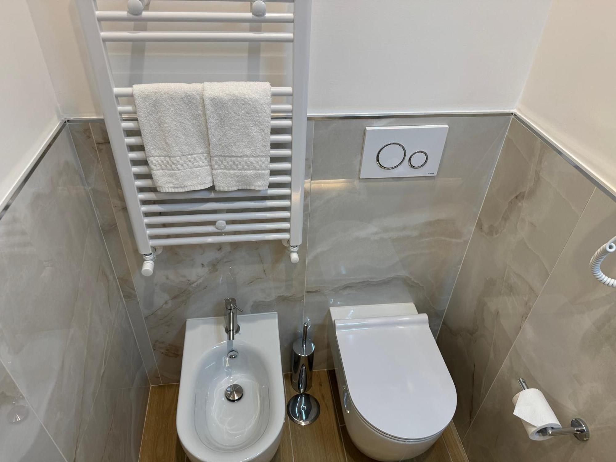 Santa Maria Maggiore Luxury Apartment *
