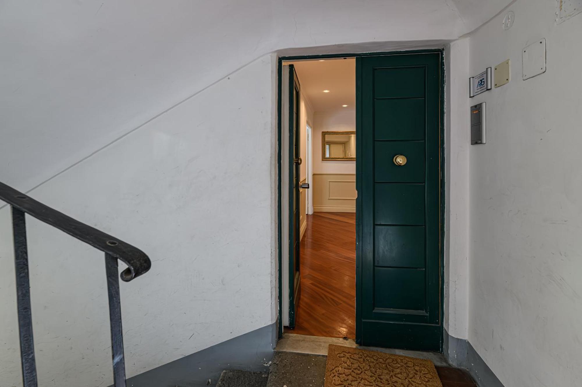 Apartment Center - Pantheon