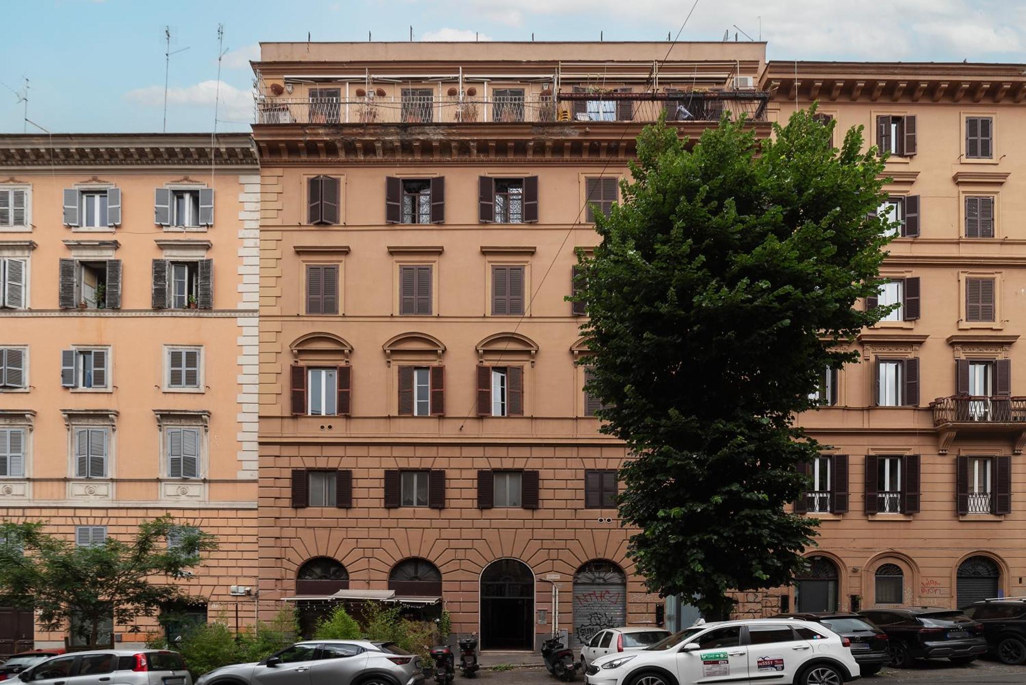 Trastevere Three Cozy Apartment