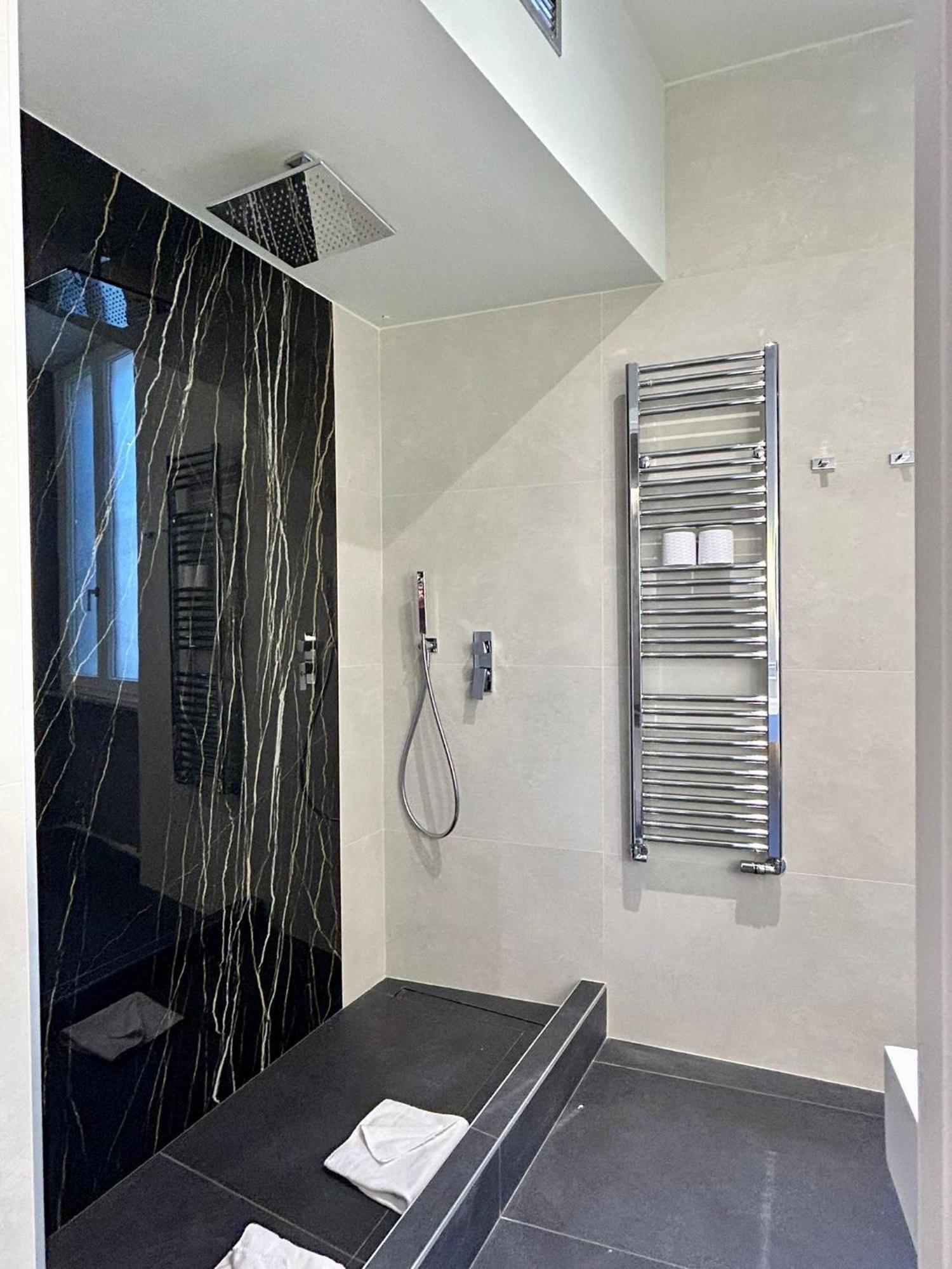 Private Luxury