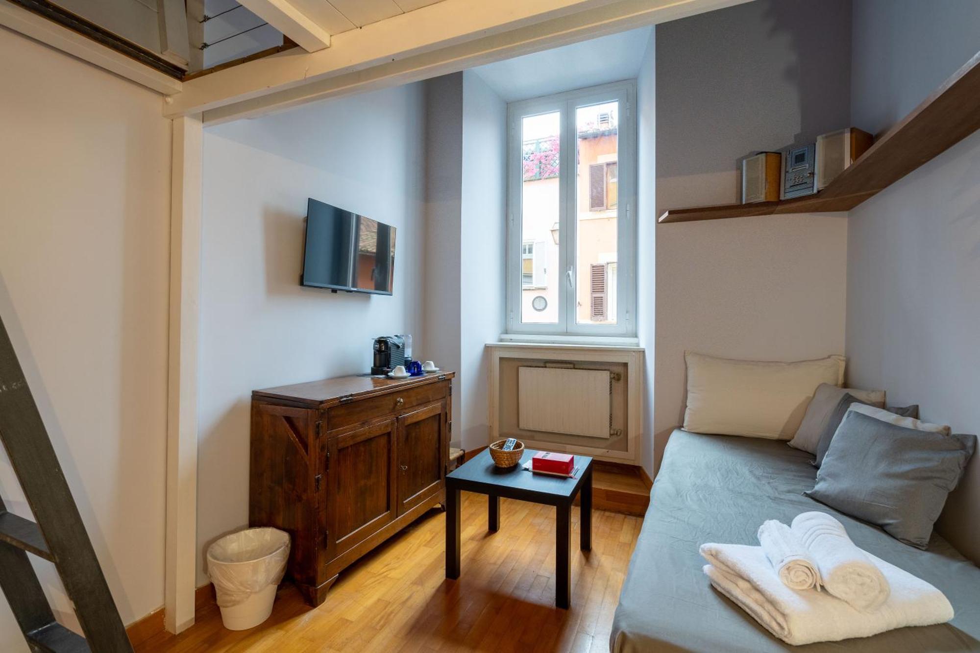 Trastevere - Strategic And Comfortable Loft Apartment Rome