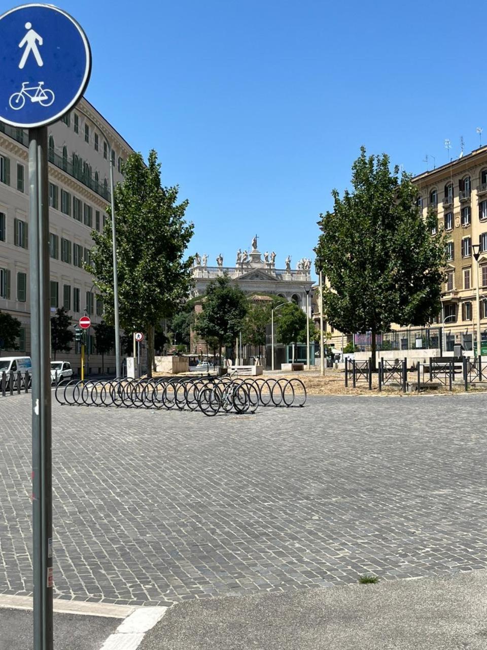 Privato A San Giovanni Roma