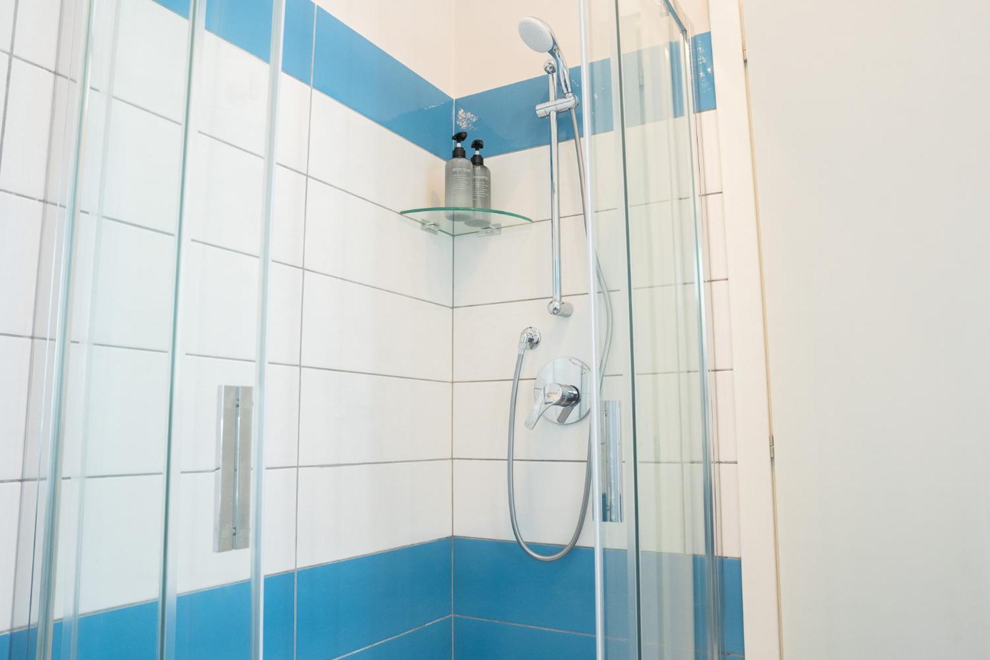 Appartement Vatican 4 Bedroom With Private Parking