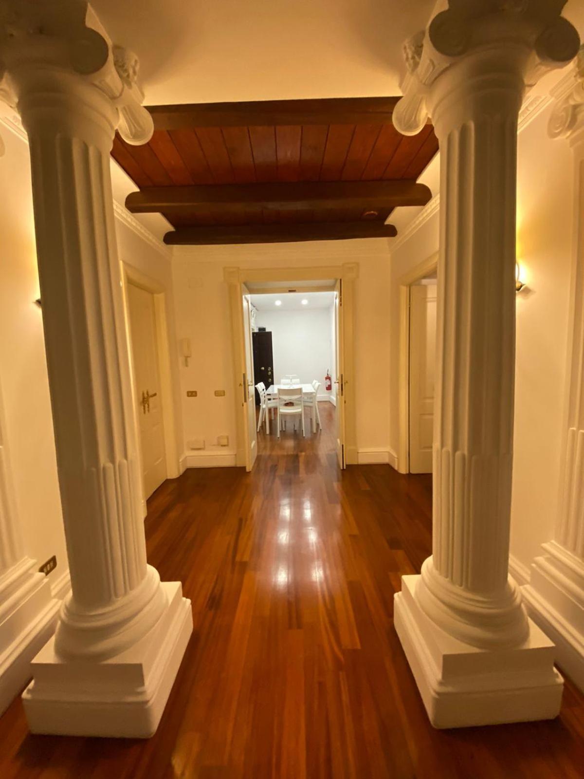 Ml Luxury Apartment