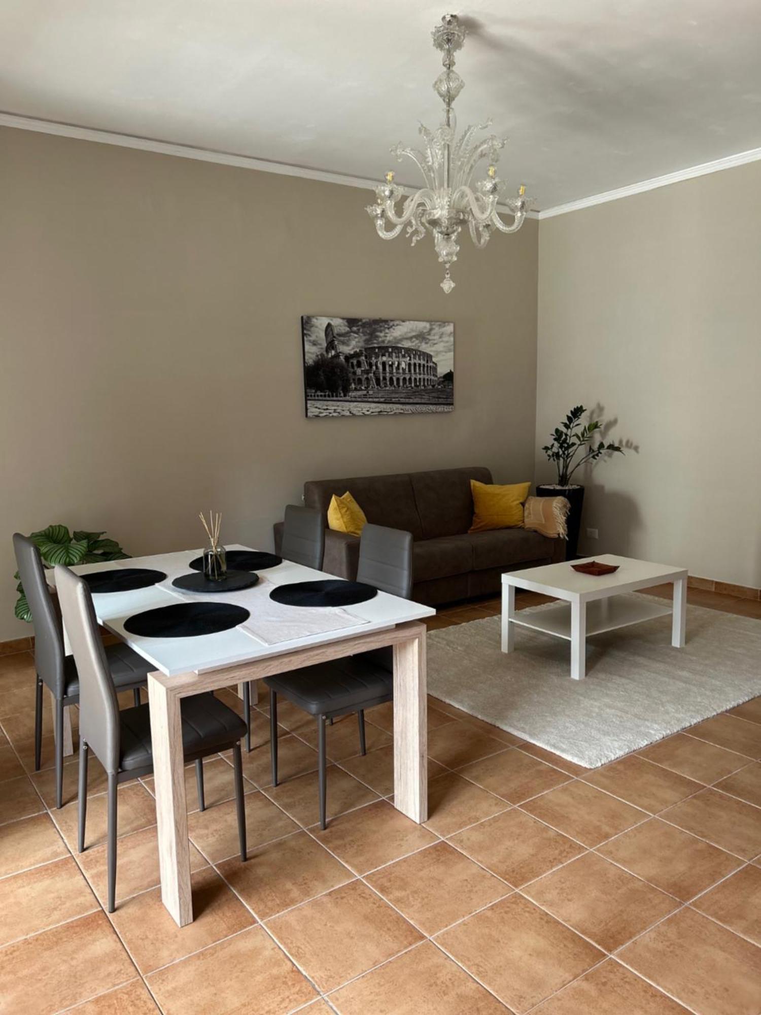 Collina Fleming 32 Apartment *