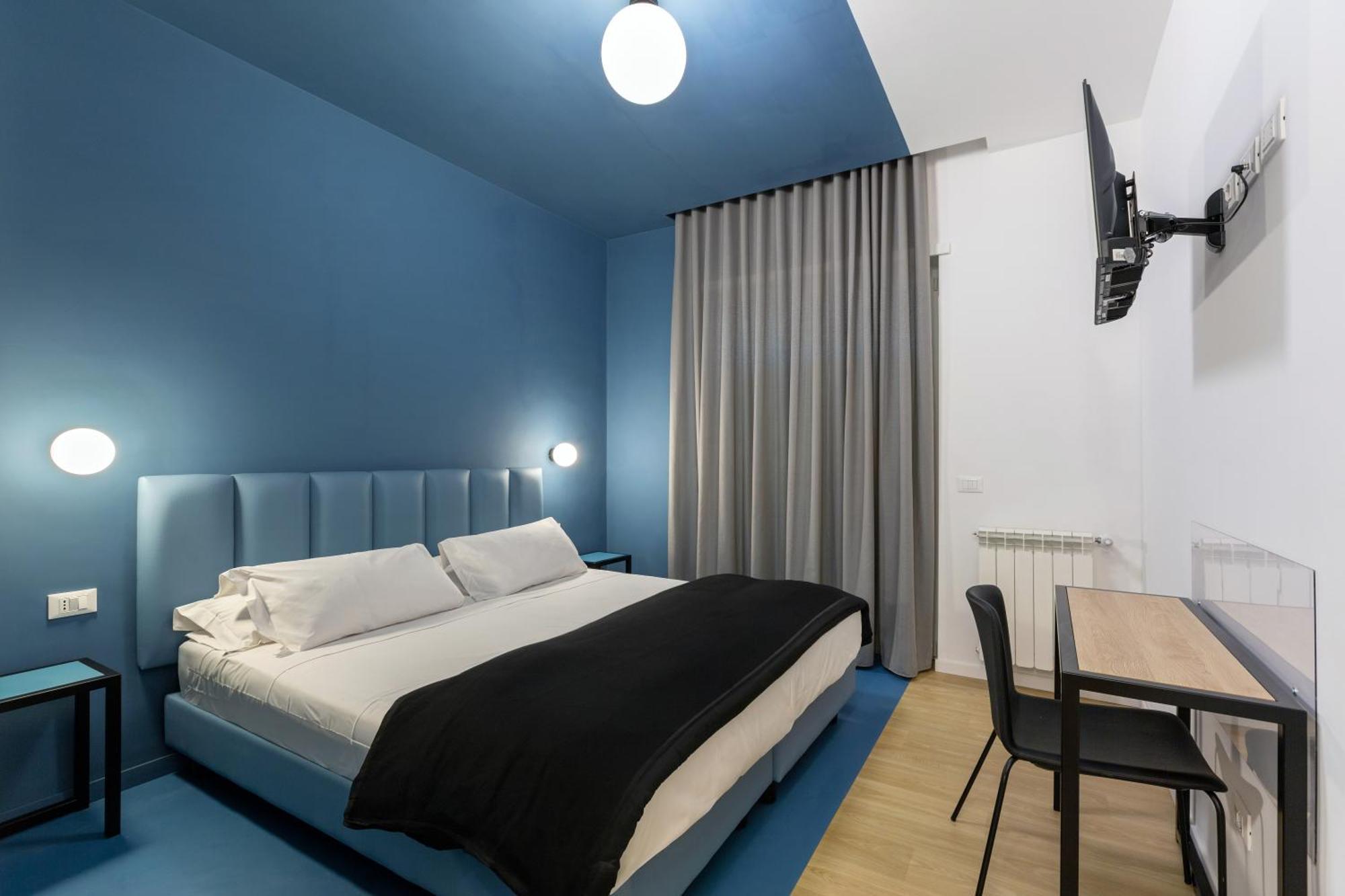 Luciano Queen's Rome