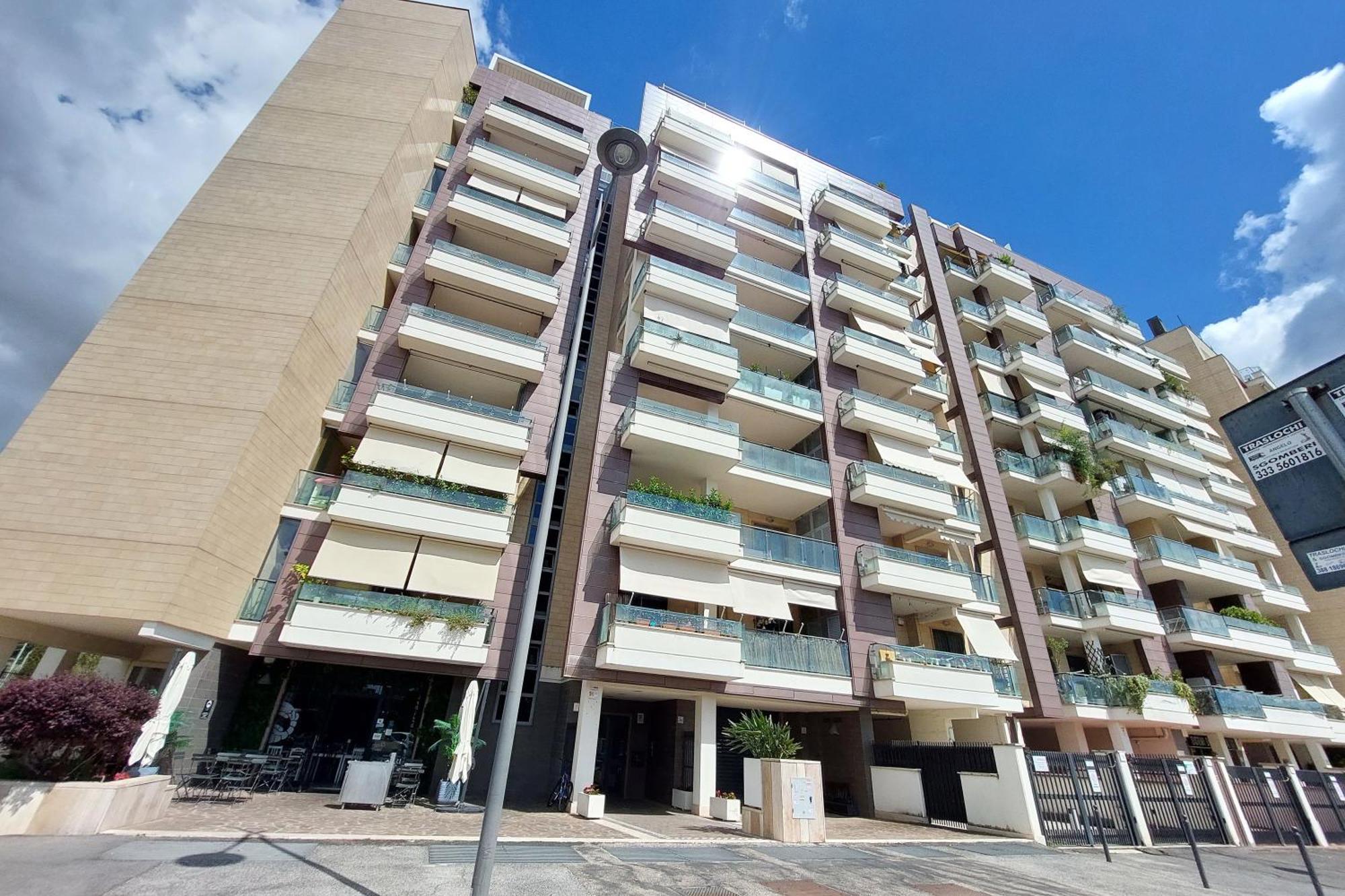 Ych-modern Flat With Terrace Near Eataly Apartment Rome