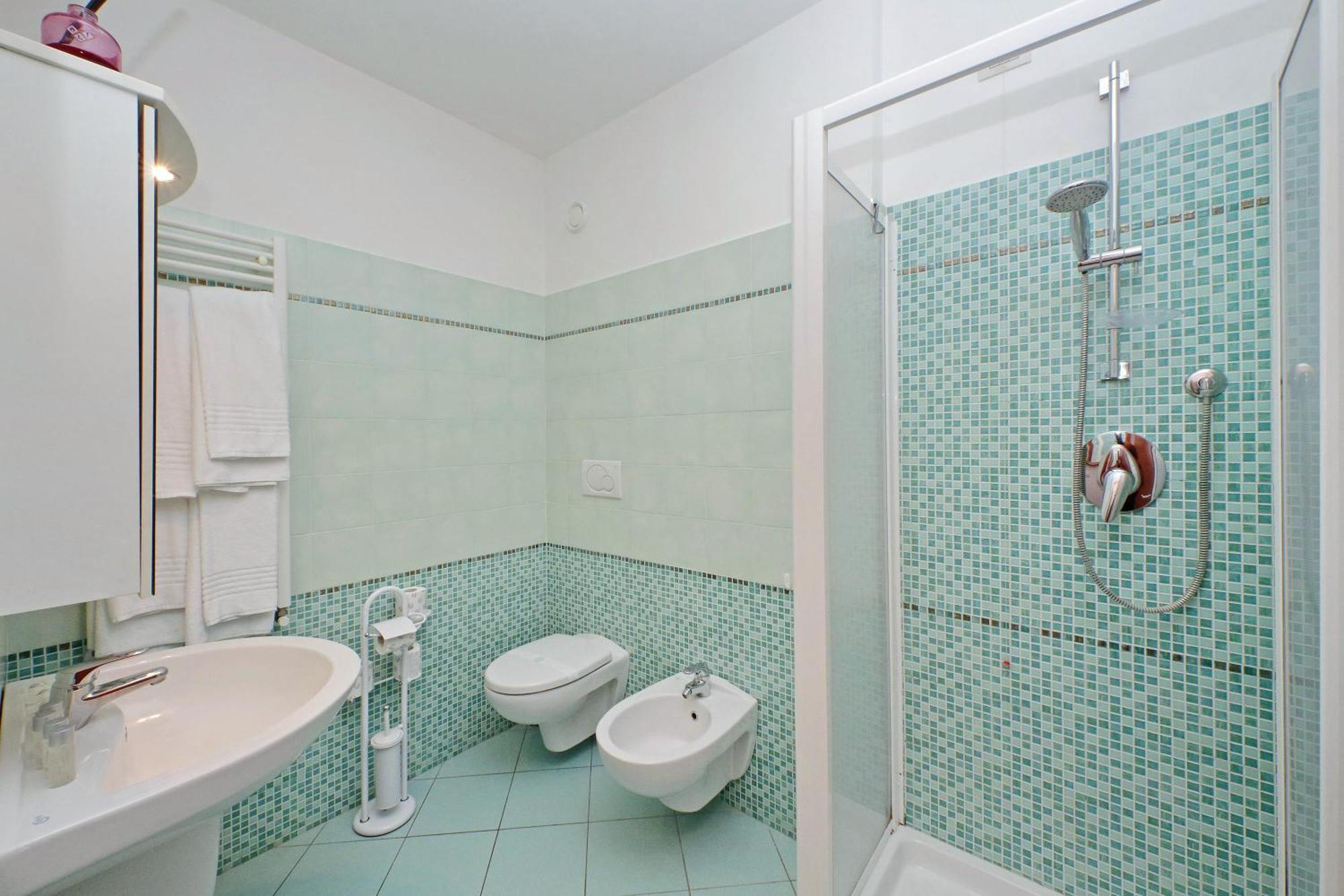Apartment Ych-modern Flat With Terrace Near Eataly